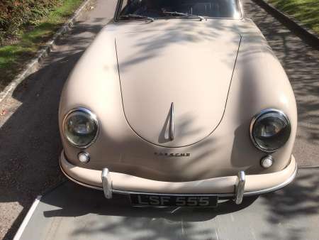 Classic Porsche loading